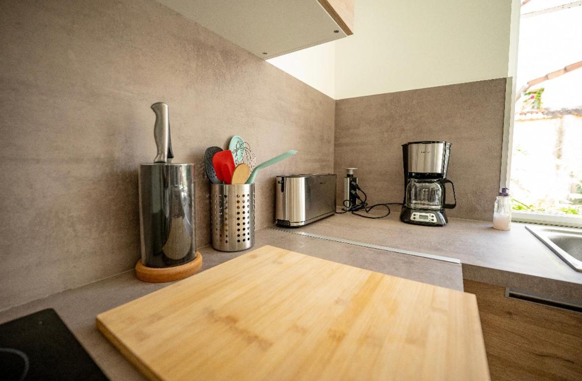 Appartement De 80M2 Refait A Neuf Bezannes Bagian luar foto